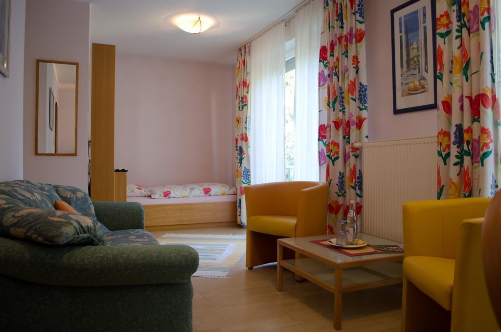 Bed and Breakfast Haus Helvetia Bad Orb Habitación foto